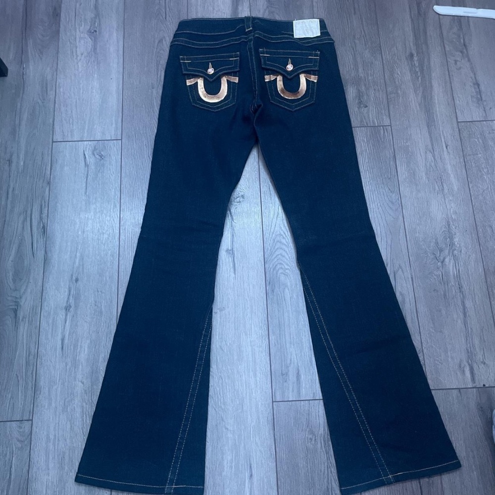 Dark True Religion flare jeans!! Vintage🥰
